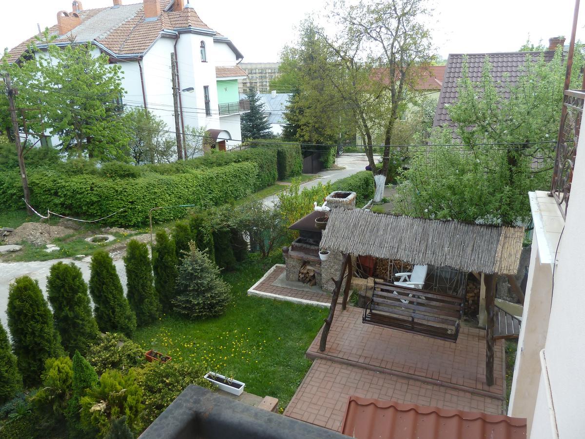 Hotel U Olgi Truskawez Exterior foto